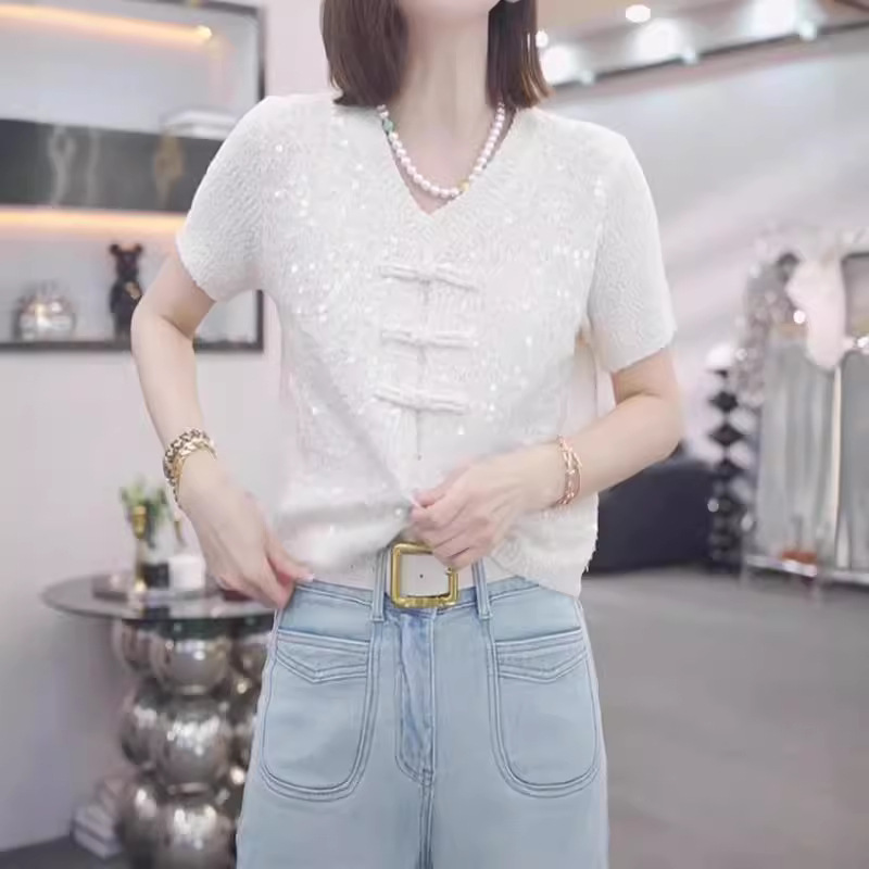 New Chinese style buttoned sequined short-sleeved sweater 2