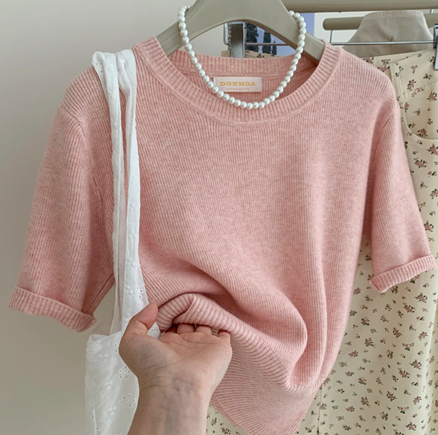 Solid color temperament versatile knitted short sleeves 7 01