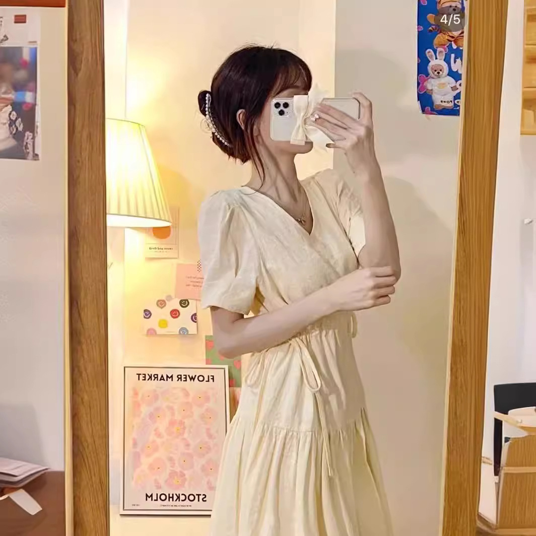 French first love sweet skirt retro v-neck 20 01