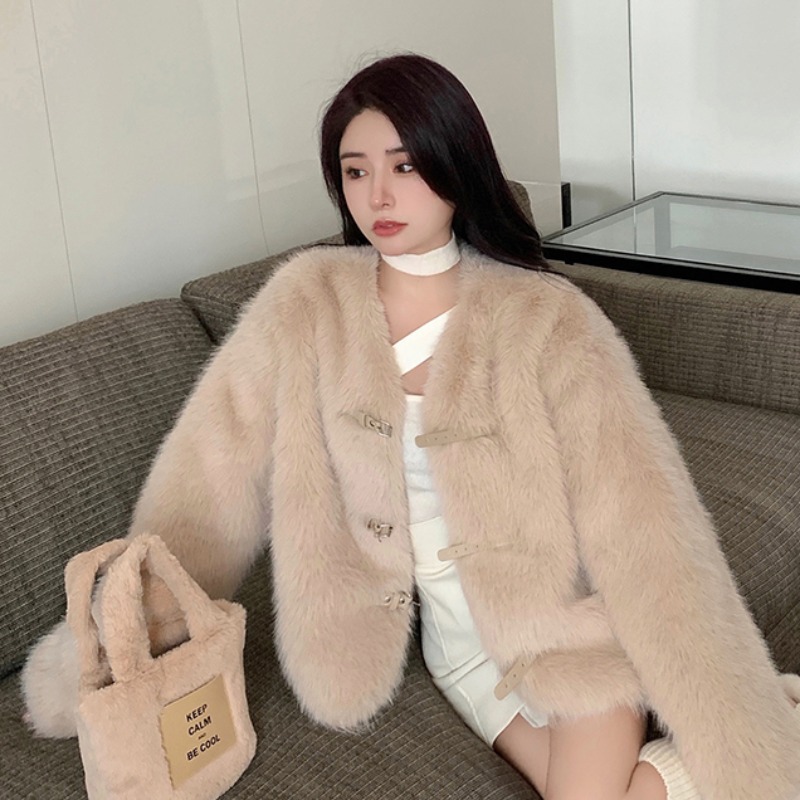 Elegant and fashionable loose fluffy coat top 23 02