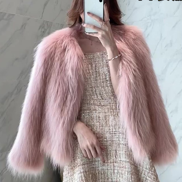 Short slim water-like fur coat 21 02